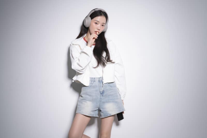 女性