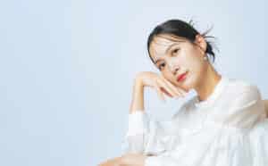 女性