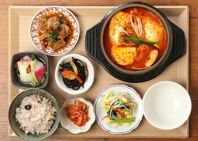 手作り豆腐のスンドゥブ定食